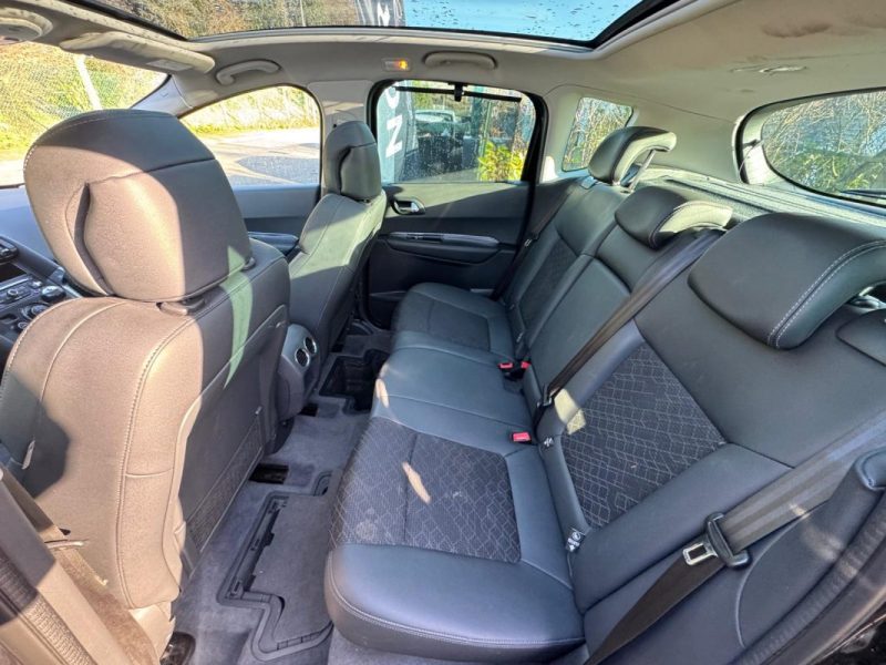 PEUGEOT 3008 MONOSPACE 1.2 131CV 