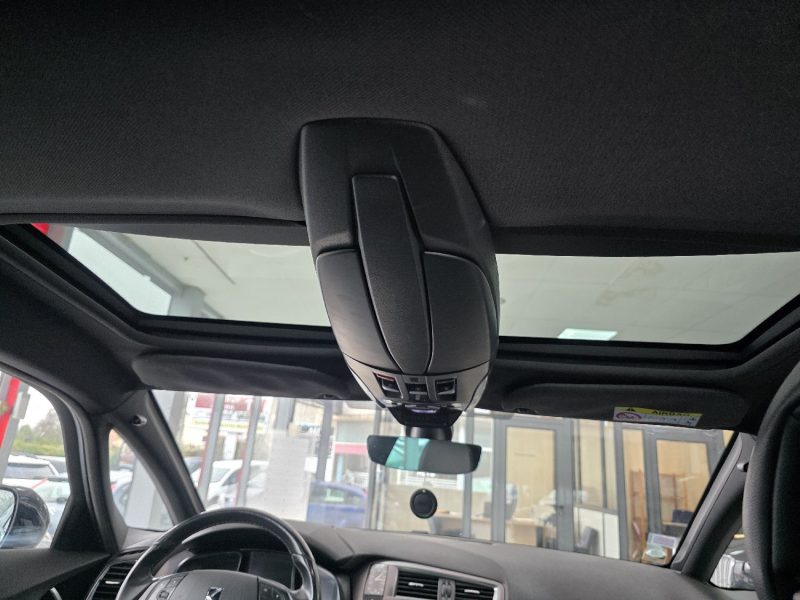 DS DS 5 BLUEHDI 180CH BE CHIC S&S EAT6 ANNEE 2016 195000KM