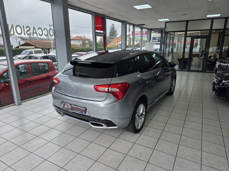 DS DS 5 BLUEHDI 180CH BE CHIC S&S EAT6 ANNEE 2016 195000KM