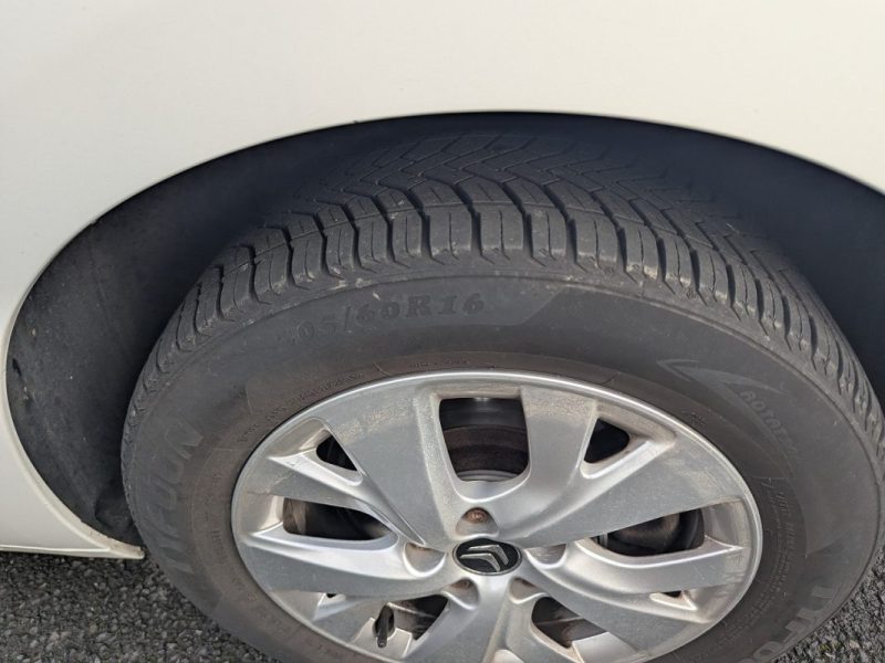 CITROEN C4 SPACETOURER 130CV DIN ET 7CV FISCAUX  