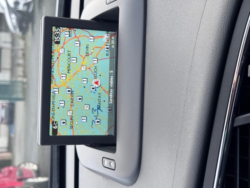 PEUGEOT 3008 1.6 HD 115 CV ALLURE 