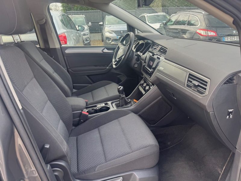 VOLKSWAGEN TOURAN 2.0 TDI 150CH BLUEMOTION TECHNOLOGY  CONFORTLINE 5 PLACES 2016