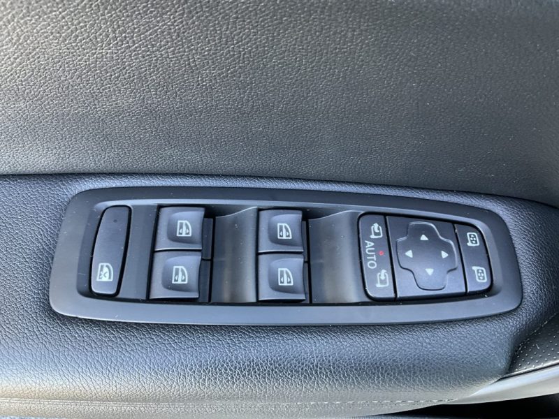 RENAULT MÉGANE IV 1,2 TCE 130 cv ENERGY EDC 