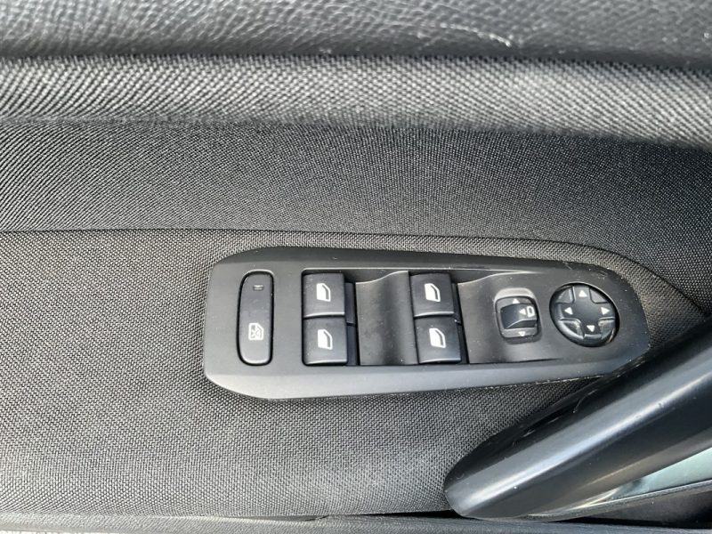 PEUGEOT 308 1.5 BLUE-HDI 100 CV BUSINESS 