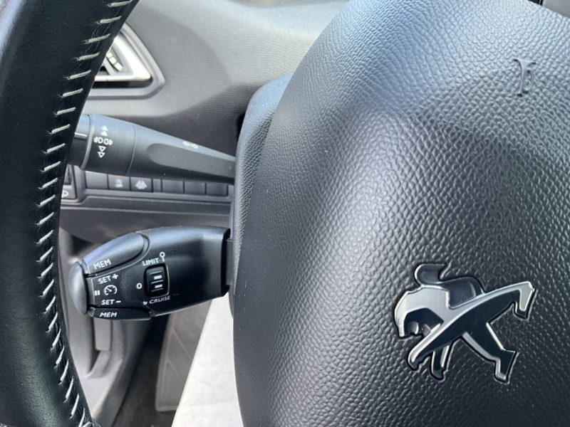 PEUGEOT 308 1.5 BLUE-HDI 100 CV BUSINESS 