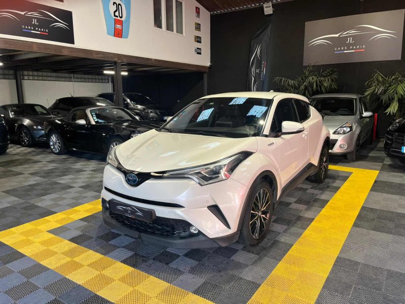 MAGNIFIQUE TOYOTA CHR 122 CH DISTINCTIVE Hybrid (SIÉGES CHAUFFANTS, SONO JBL)