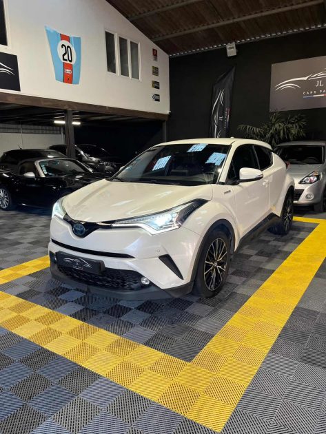 MAGNIFIQUE TOYOTA CHR 122 CH DISTINCTIVE Hybrid (SIÉGES CHAUFFANTS, SONO JBL)