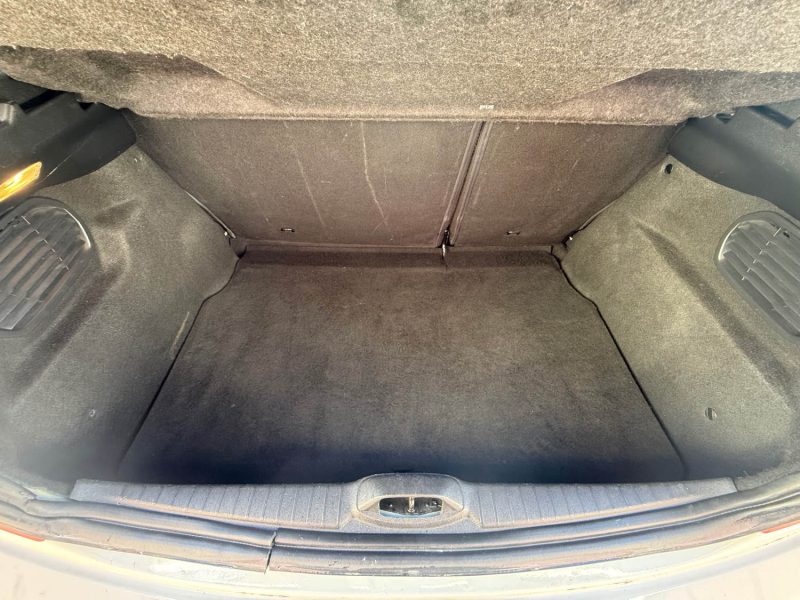 PEUGEOT 208 STYLE 1.2 VTI 82CV 5 PORTES 2015