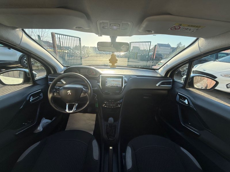 PEUGEOT 208 STYLE 1.2 VTI 82CV 5 PORTES 2015