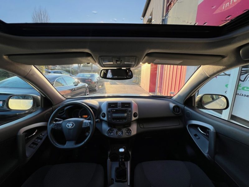 TOYOTA RAV4 2.2L D-4D 4X4 LIFE 150CH - Garantie 6 mois