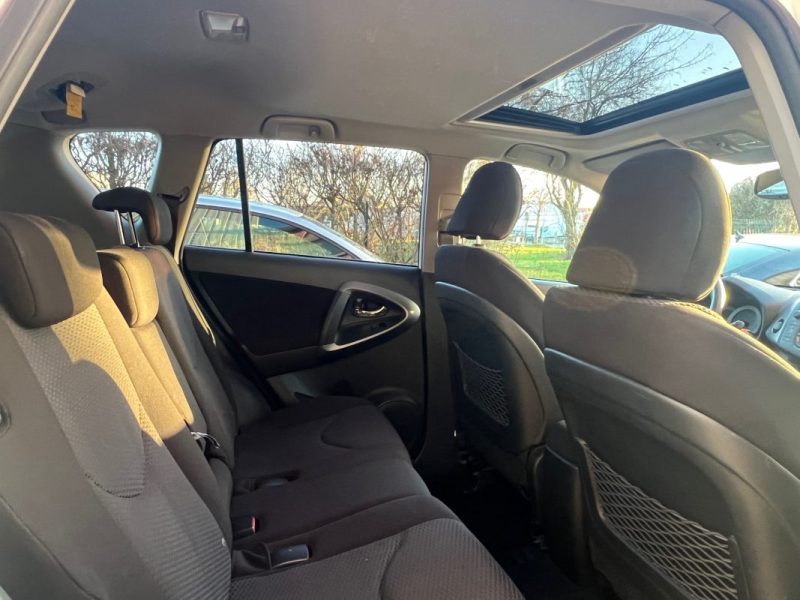 TOYOTA RAV4 2.2L D-4D 4X4 LIFE 150CH - Garantie 6 mois