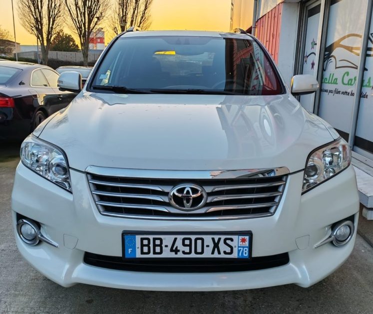 TOYOTA RAV4 2.2L D-4D 4X4 LIFE 150CH - Garantie 6 mois