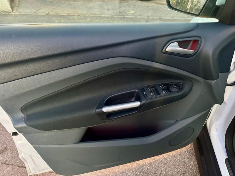 FORD C-MAX 1.6 TDCI 115CH TITANIUM 