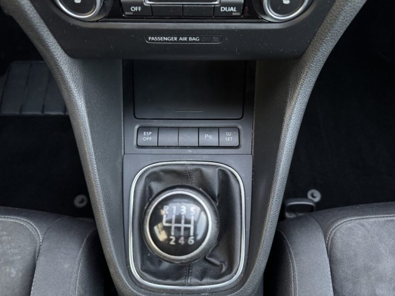 VOLKSWAGEN GOLF 6 CARAT 2009