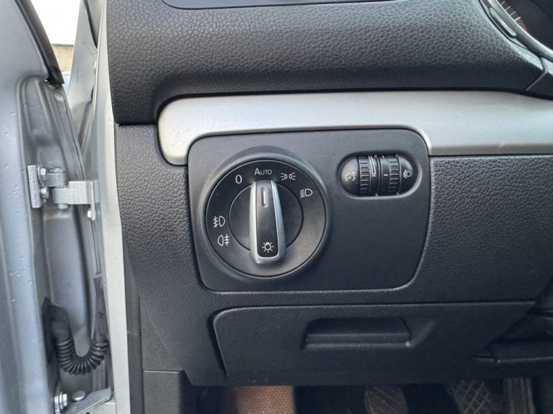 VOLKSWAGEN GOLF 6 CARAT 2009