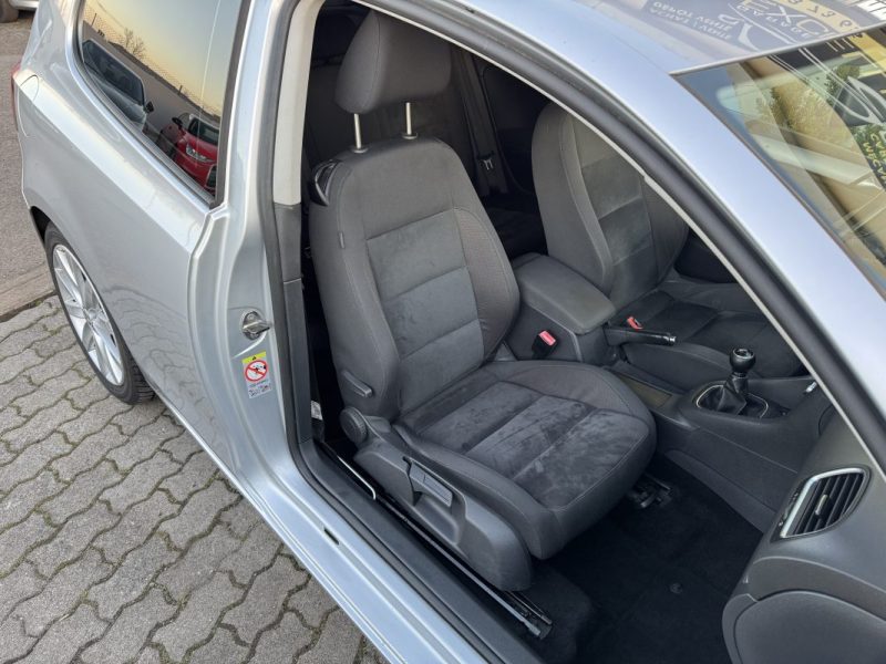VOLKSWAGEN GOLF 6 CARAT 2009