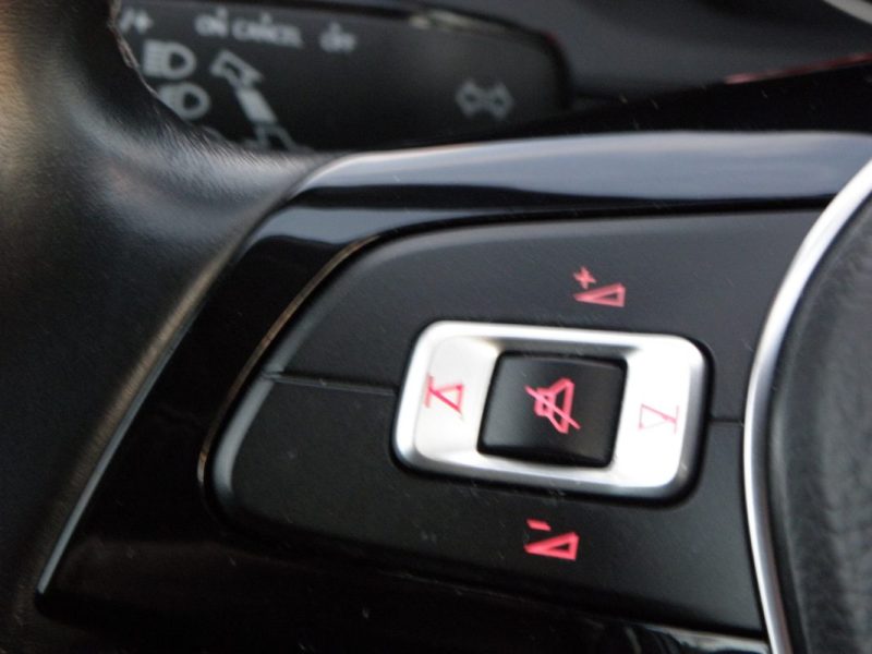 VOLKSWAGEN POLO 1.0 TSI 2019