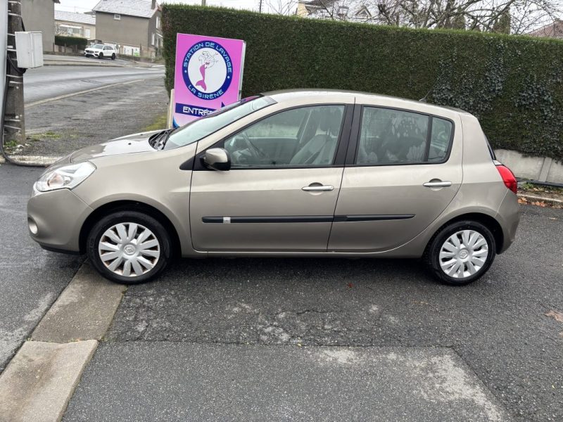 RENAULT CLIO III 1.5DCI EXPRESSION CLIM 2011