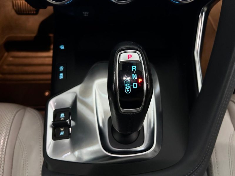 JAGUAR E-PACE D180 AWD 2018 / CAMERA DE RECUL / TOIT PANORAMIQUE / SIEGES ELECTRIQUE