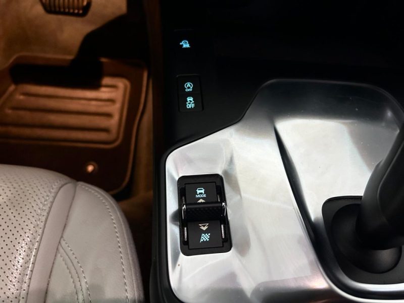 JAGUAR E-PACE D180 AWD 2018 / CAMERA DE RECUL / TOIT PANORAMIQUE / SIEGES ELECTRIQUE