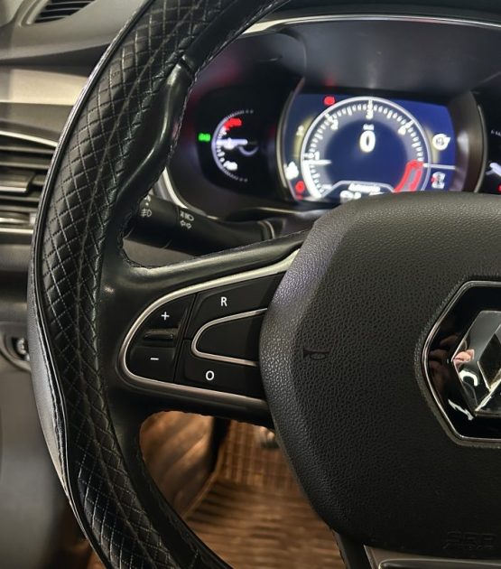 RENAULT TALISMAN BREAK 2016 / REGULATEUR / LIMITEUR / BOITE MANUELLE 6 RAPPORTS 