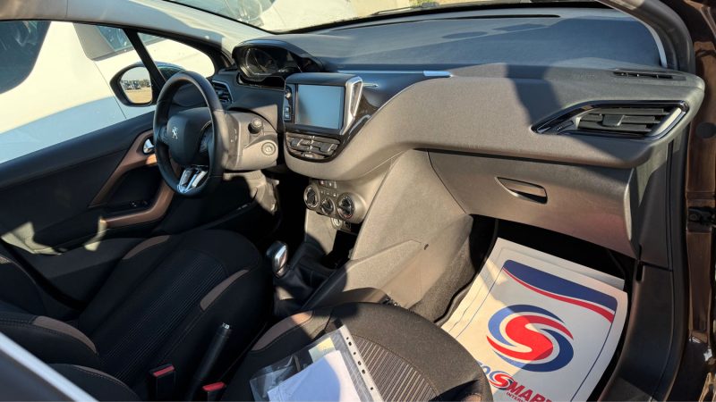 PEUGEOT 208 1.2 VTI 82 CV URBAN SOUL 5P 2013