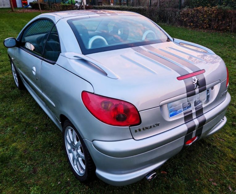 PEUGEOT 206 CC 1.6 HDi 110 QUICKSILVER