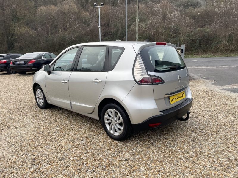 RENAULT SCENICIII 1.5 DCI 110CH FAP BOSE 2012