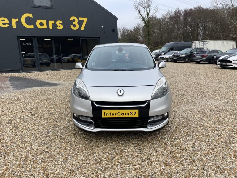 RENAULT SCENICIII 1.5 DCI 110CH FAP BOSE 2012
