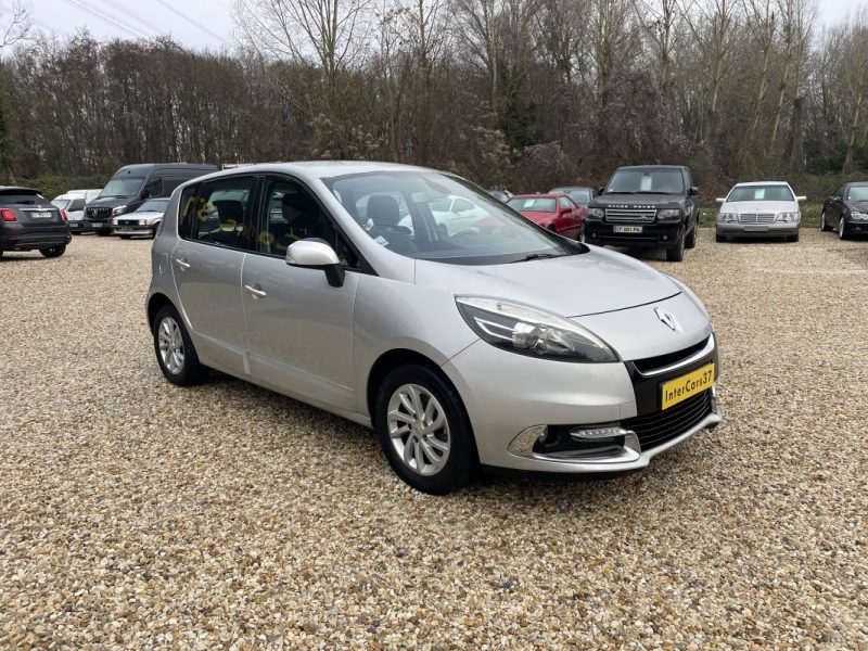 RENAULT SCENICIII 1.5 DCI 110CH FAP BOSE 2012