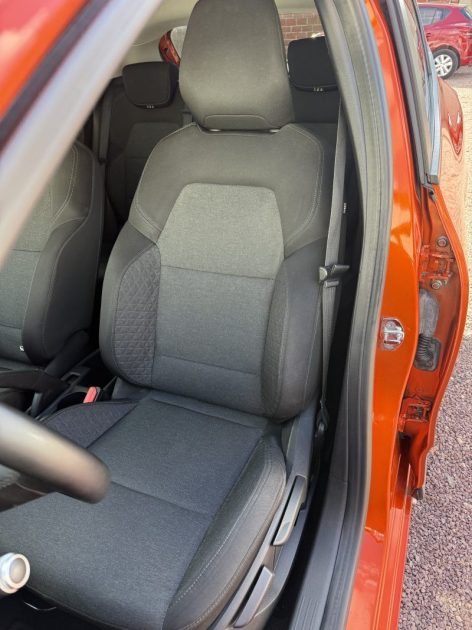 RENAULT CLIO V 1.0 TCE 100ch INTENS / Apple CarPlay / Feux LED 