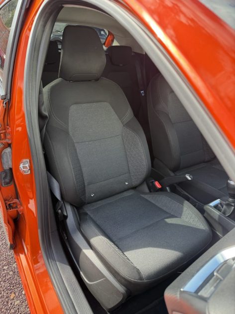 RENAULT CLIO V 1.0 TCE 100ch INTENS / Apple CarPlay / Feux LED 