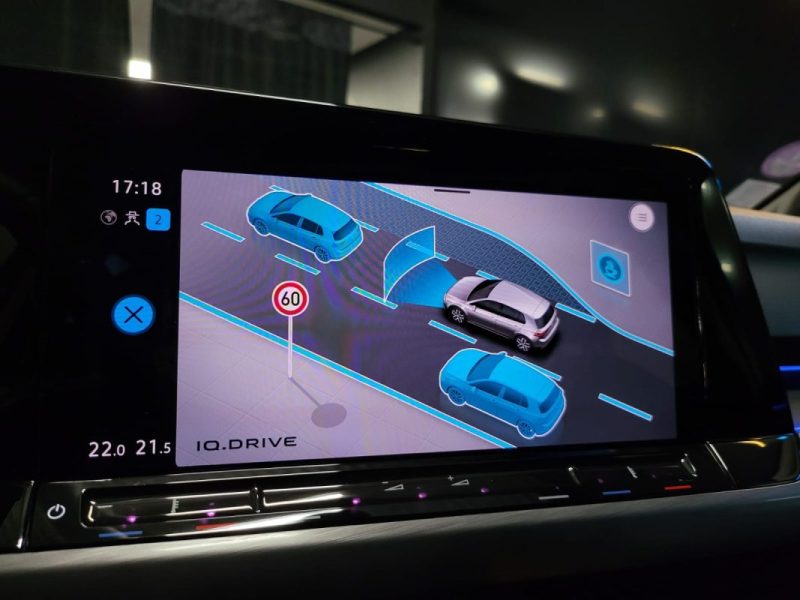 VOLKSWAGEN GOLF 1.5 TSI 130cv STYLE / SIEGE ELECTRIQUE A MEMOIRE MASSANT / ECLAIRAGE D\'AMBIANCE