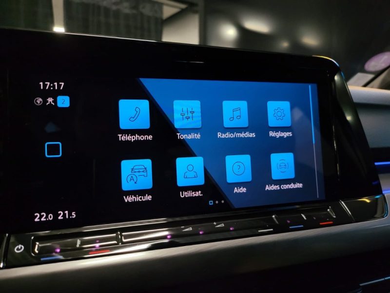 VOLKSWAGEN GOLF 1.5 TSI 130cv STYLE / SIEGE ELECTRIQUE A MEMOIRE MASSANT / ECLAIRAGE D\'AMBIANCE