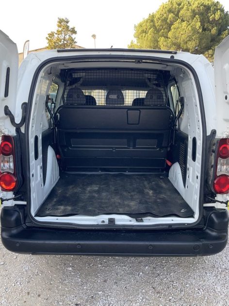 BERLINGO XL 1.6 HDI 100CV 1ÈRE MAIN 5 PLACES