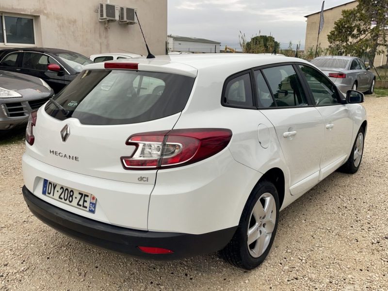 RENAULT MEGANE ESTATE 1.5 DCI 95CH 1ÈRE MAIN