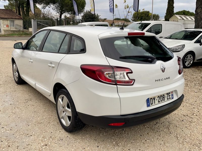 RENAULT MEGANE ESTATE 1.5 DCI 95CH 1ÈRE MAIN
