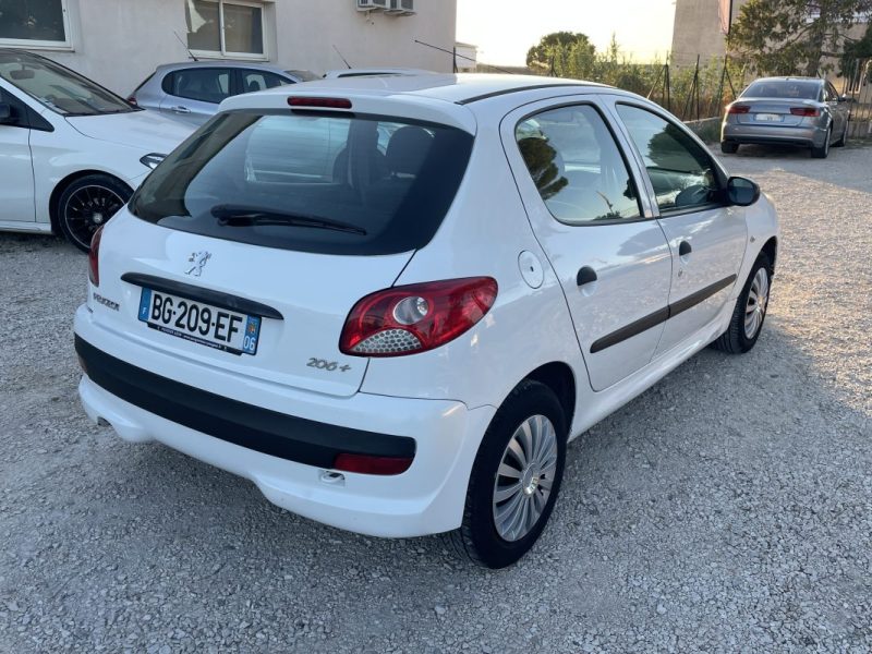 PEUGEOT 206+  1.1 i 60 cv CLIMATISÉ