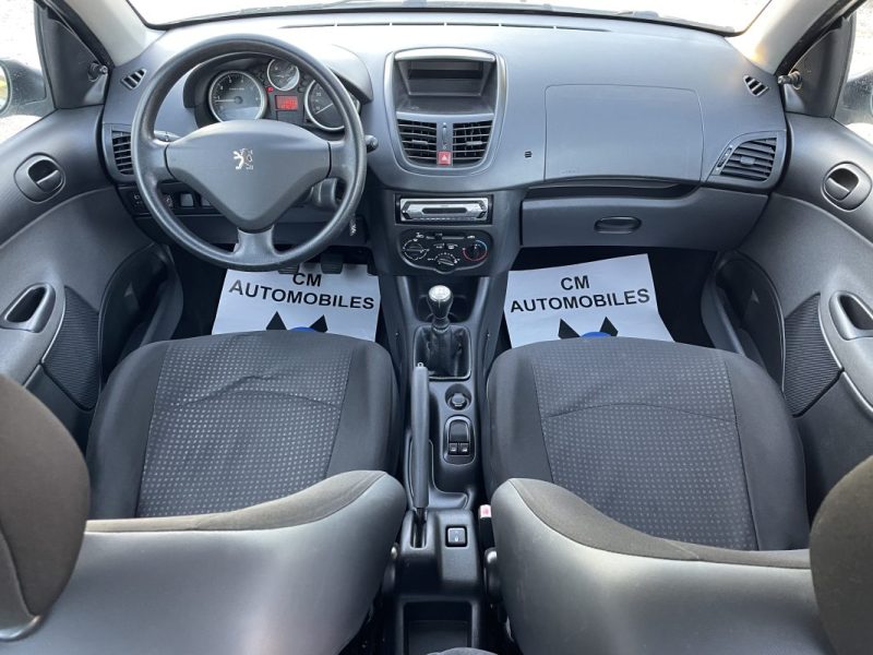 PEUGEOT 206+  1.1 i 60 cv CLIMATISÉ