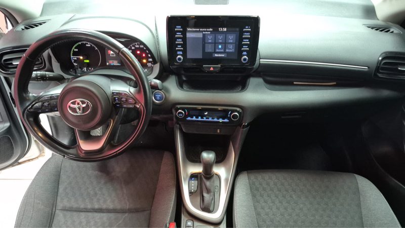 TOYOTA YARIS 4 BERLINE 116cv FRANCE BUSINESS/1 ERE MAIN/TVA ERECUPERABLE