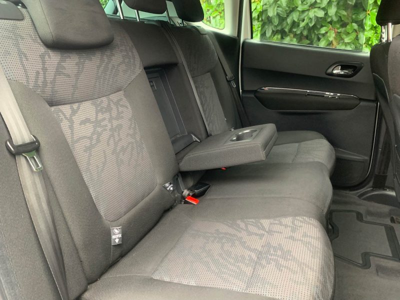 PEUGEOT 3008 1.6 HDI 16V 110 FELINE 2010