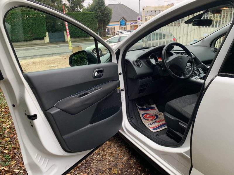 PEUGEOT 3008 1.6 HDI 16V 110 FELINE 2010