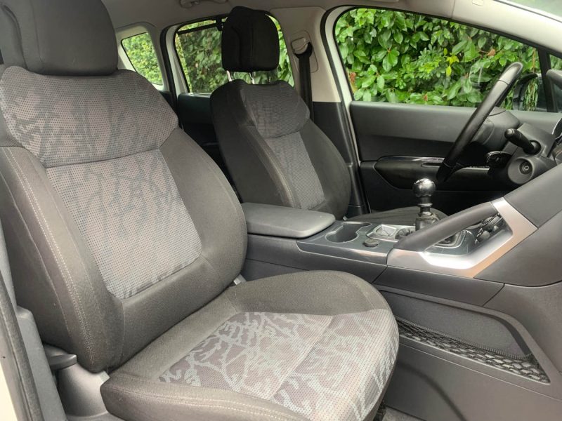 PEUGEOT 3008 1.6 HDI 16V 110 FELINE 2010