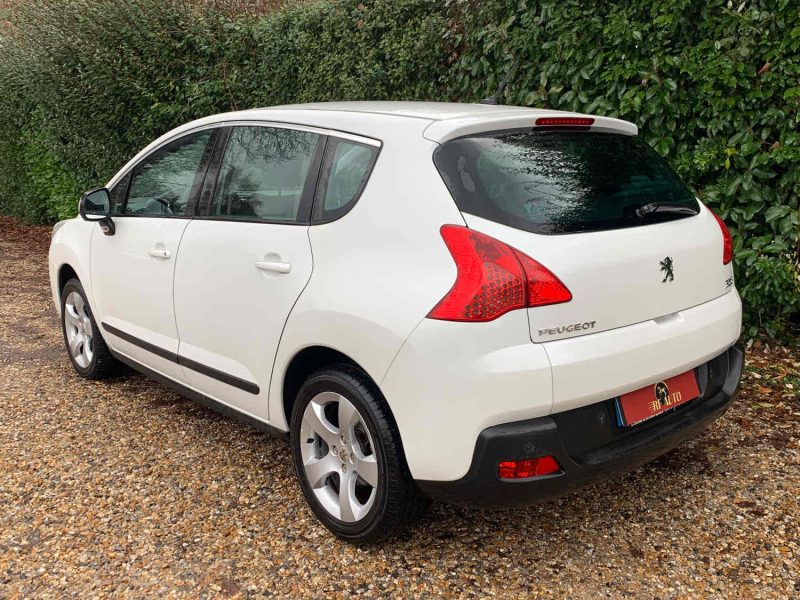 PEUGEOT 3008 1.6 HDI 16V 110 FELINE 2010