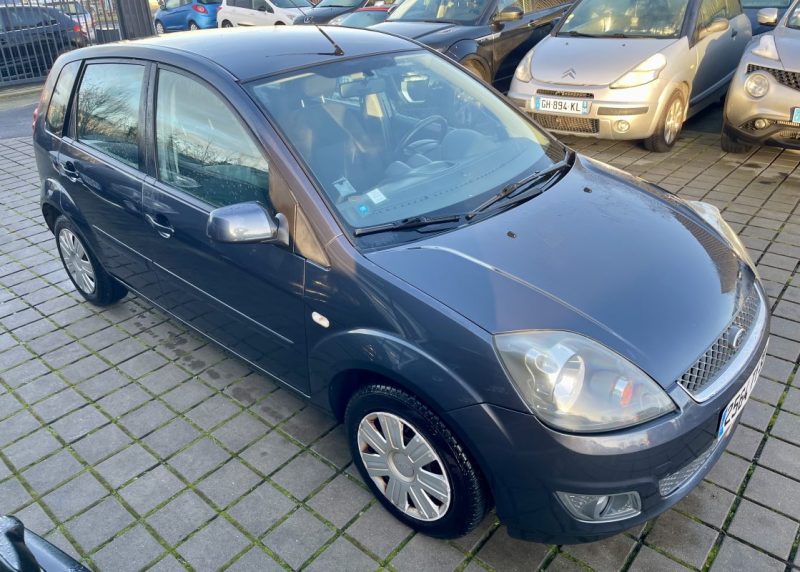 FORD FIESTA 1400 1.5 86ch  TDCI GHIA DURASHIFT 2008