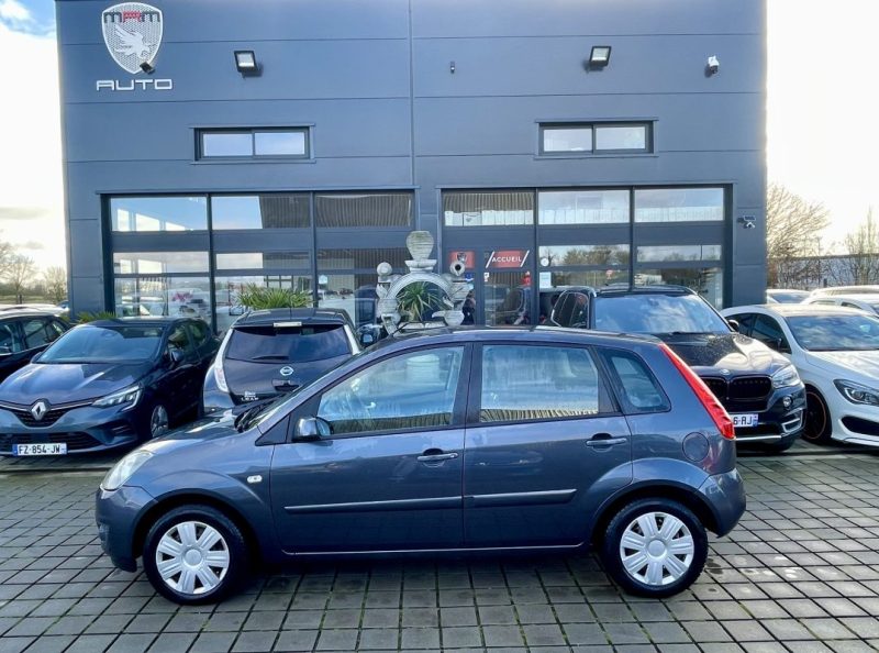 FORD FIESTA 1400 1.5 86ch  TDCI GHIA DURASHIFT 2008