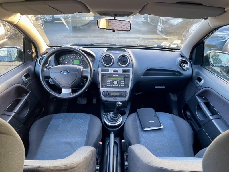 FORD FIESTA 1400 1.5 86ch  TDCI GHIA DURASHIFT 2008