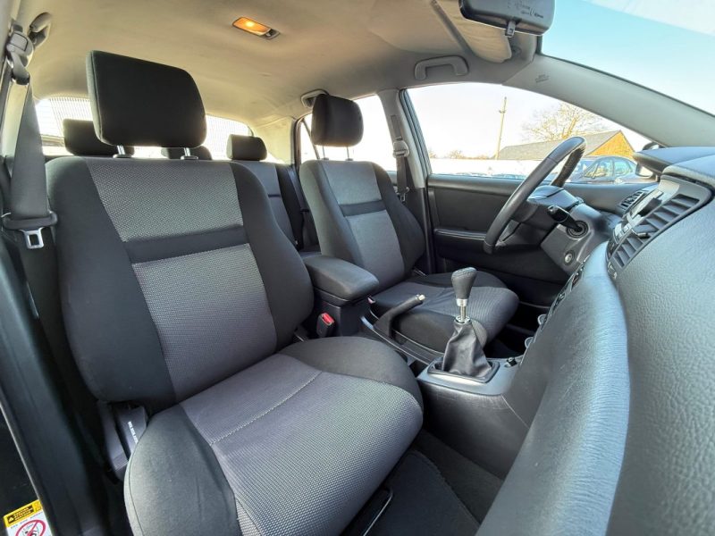 TOYOTA COROLLA 1.4 VVTI 97 CV GARANTIE 12 MOIS