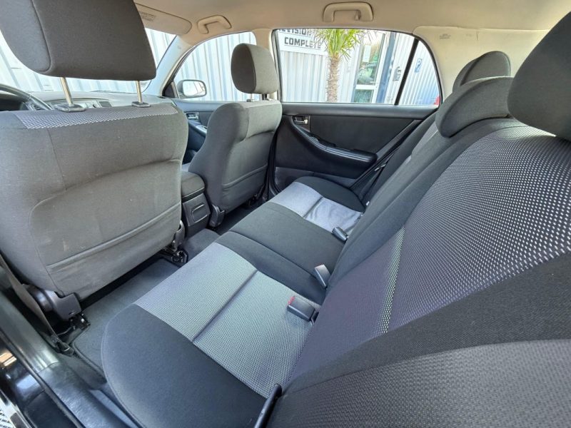 TOYOTA COROLLA 1.4 VVTI 97 CV GARANTIE 12 MOIS