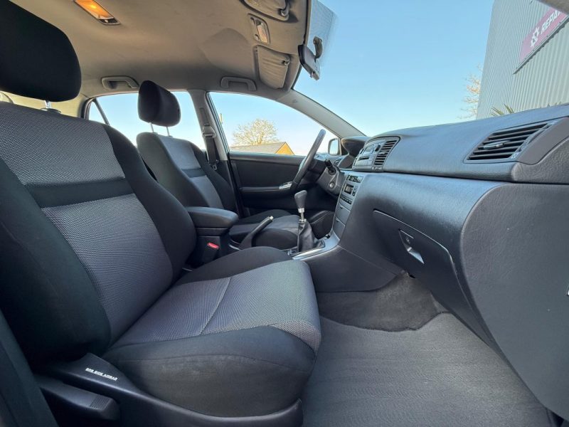 TOYOTA COROLLA 1.4 VVTI 97 CV GARANTIE 12 MOIS